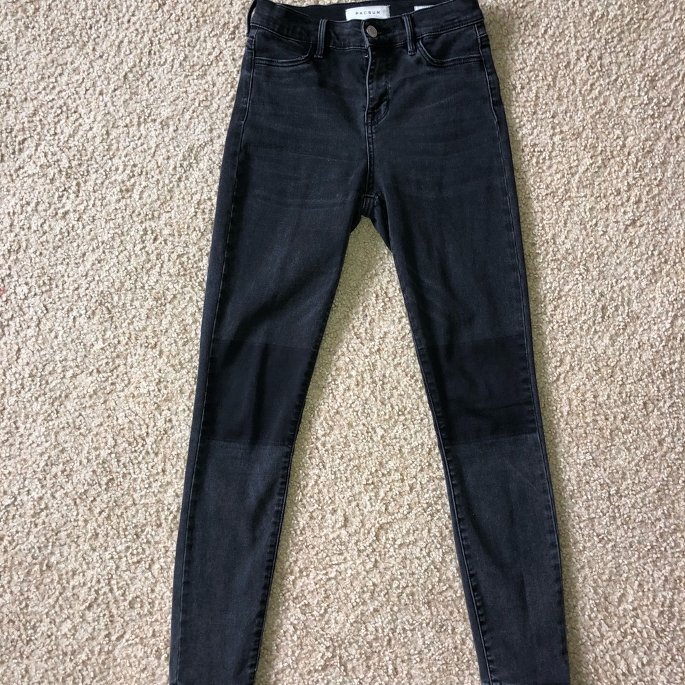Black skinny jeans